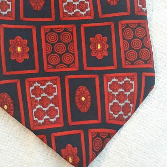 Ties - Picture 3 of 6